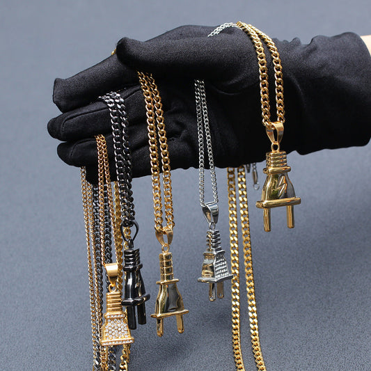 Jewelry 'Plug ' necklace